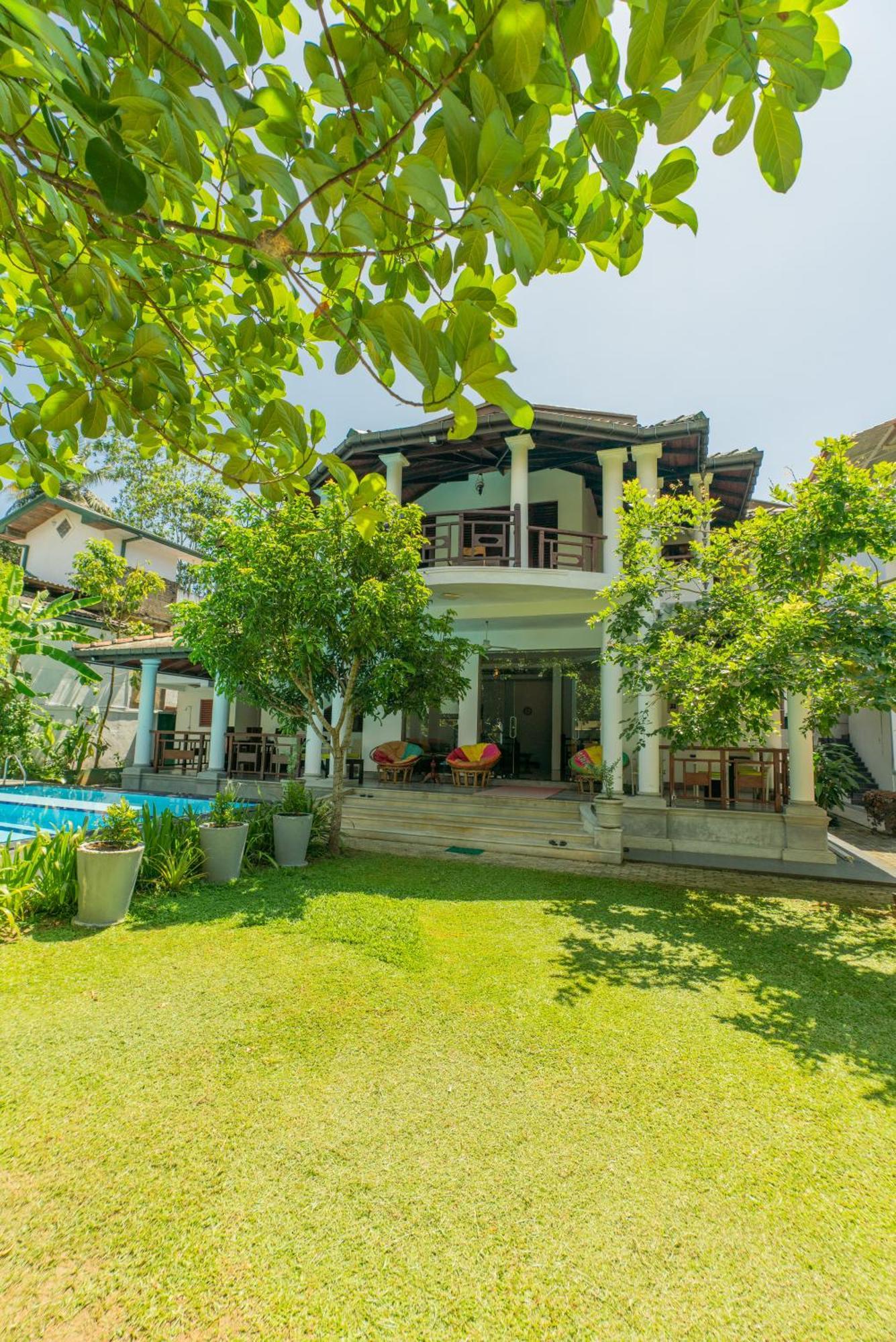 Hotel The Calm Of8 Unawatuna Exterior foto