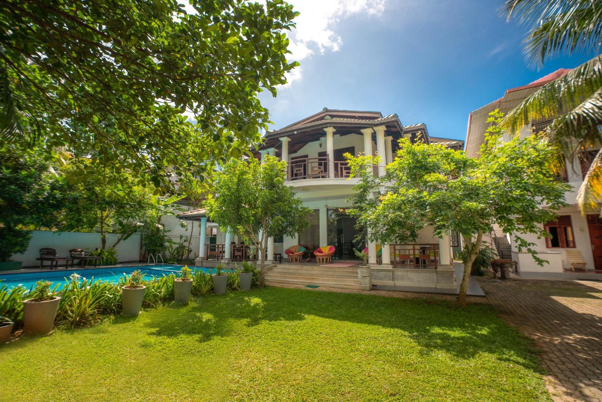 Hotel The Calm Of8 Unawatuna Exterior foto